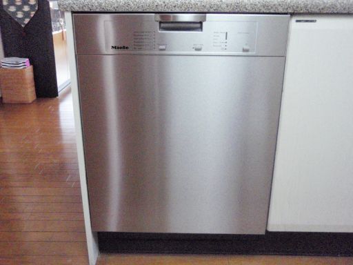 Miele 食器洗浄機 G1142SCu（ステンレス） National NP-9200BPからの 